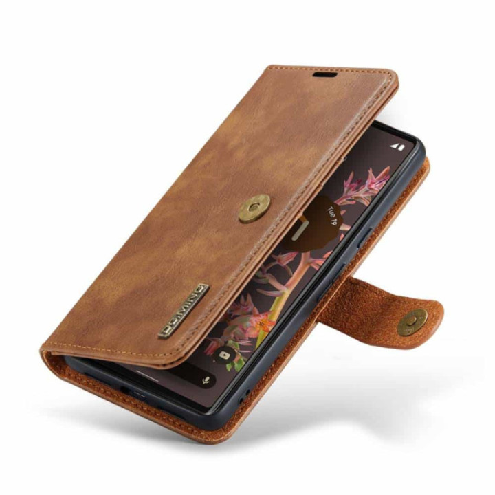 Mobile wallet DG-Ming 2i1 Google Pixel 7 - Brown